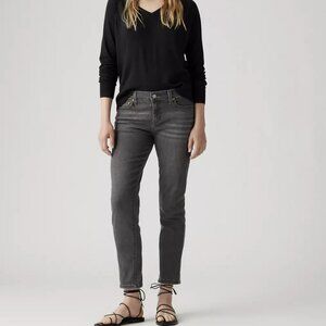 Levi's Boyfriend Jeans size 27